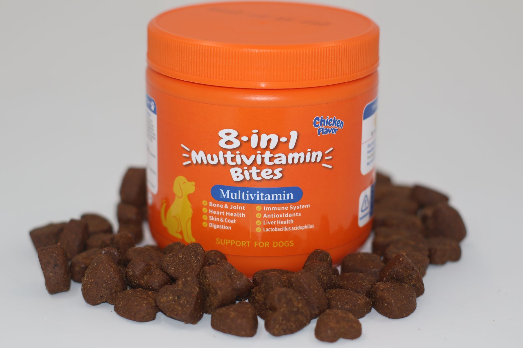 8-in-1 chicken-flavour multivitamin bites. Same daily idea as 10-in-1, usually with a breed-shaped carton